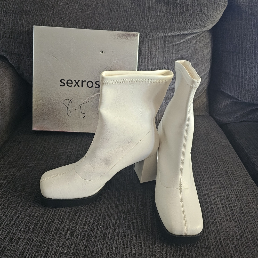 White Square-Toe Block Heel Ankle Boots